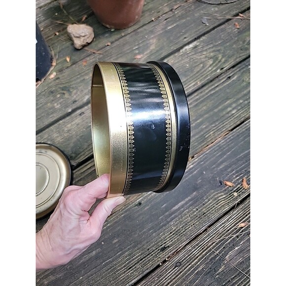 EARLY‎ 1900s Tin Container CHERUB ANGELS Playing VIOLIN & HARP Black Gold Nice - Picture 13 of 16